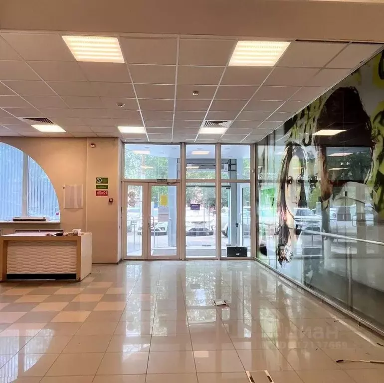 Офис в Саратовская область, Саратов Университетская ул., 28 (204 м) - Фото 1