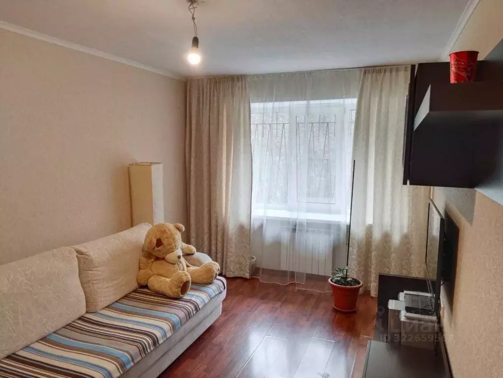 2-к кв. Свердловская область, Екатеринбург ул. Авиационная, 80 (40.8 ... - Фото 1