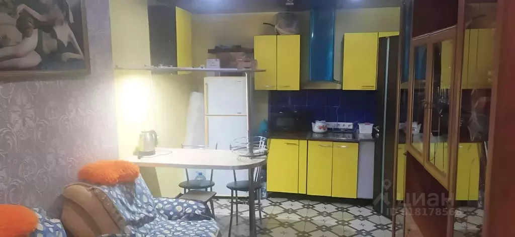 Комната Саратовская область, Энгельс Полтавская ул., 11а (18.0 м) - Фото 0