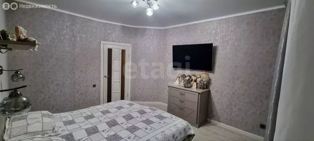 3-комнатная квартира: Омск, улица Красный Путь, 103к4 (79 м) - Фото 1