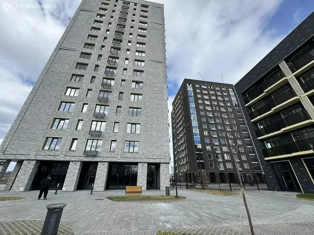 2-комнатная квартира: Тюмень, улица Судостроителей, 48 (63.5 м) - Фото 1