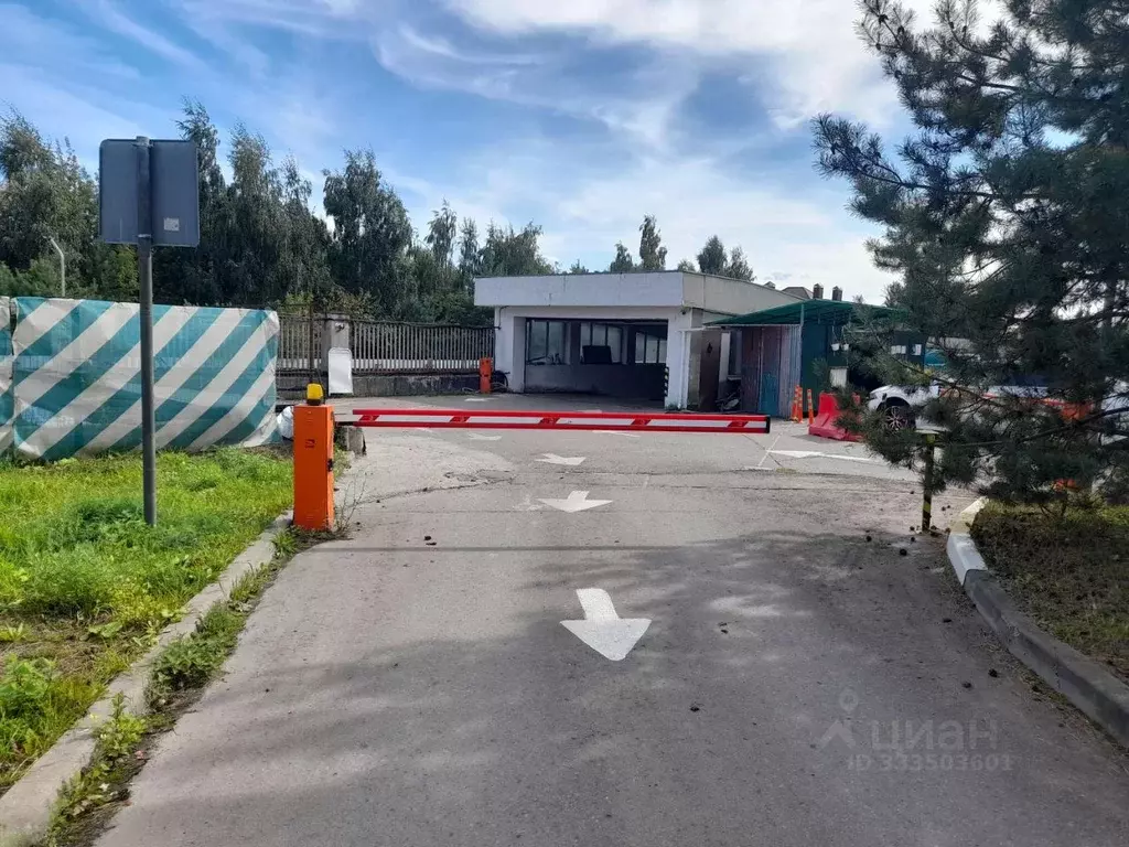 Гараж в Московская область, Красногорск городской округ, д. Глухово ... - Фото 1