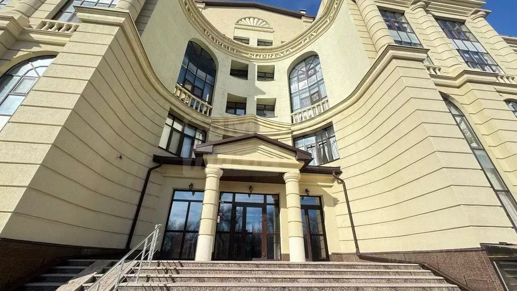 3-к кв. Оренбургская область, Оренбург ул. Нежинское Шоссе, 2/1 (145.0 ... - Фото 1