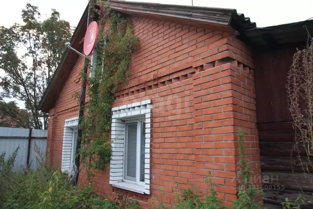 Дом в Красноярский край, Емельяновский муниципальный округ, с. ... - Фото 1