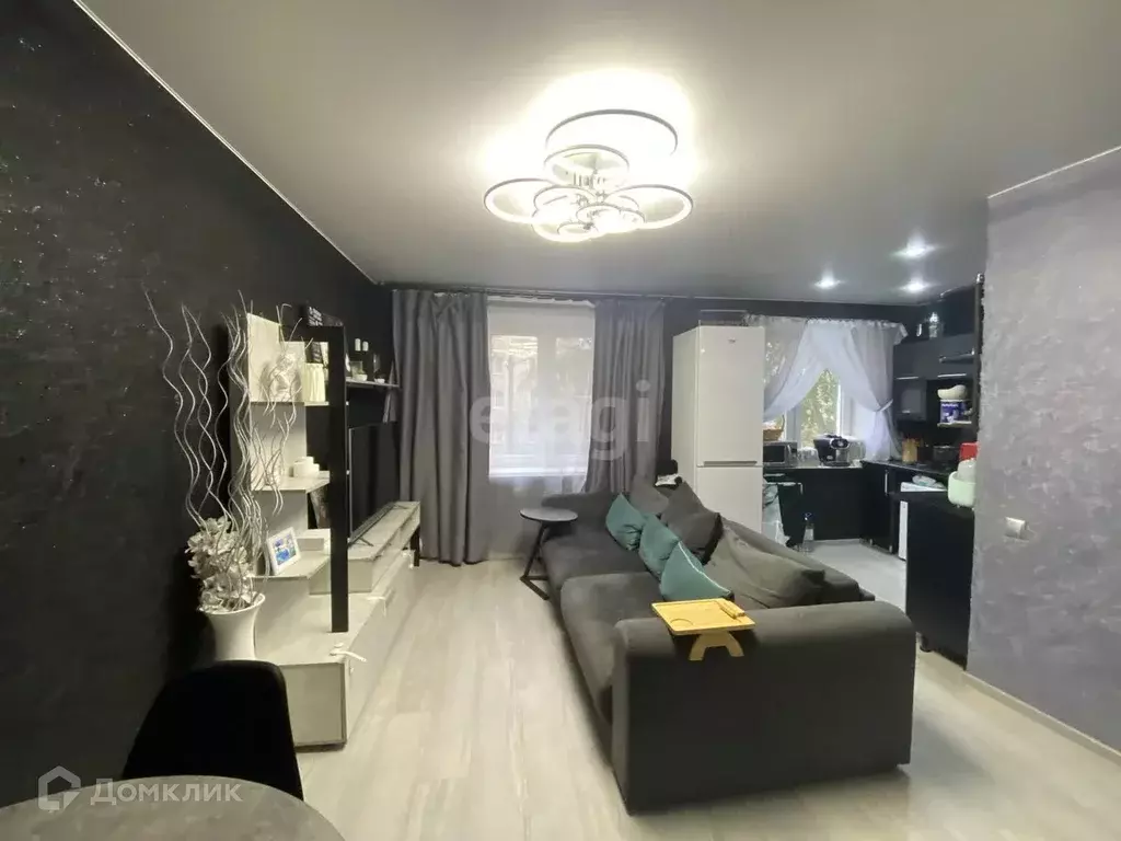Продаётся 3-к квартира, 60 м - Фото 0