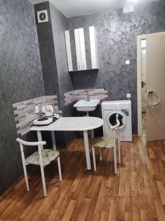 Студия Красноярский край, Красноярск ул. Вильского, 28 (23.0 м) - Фото 1