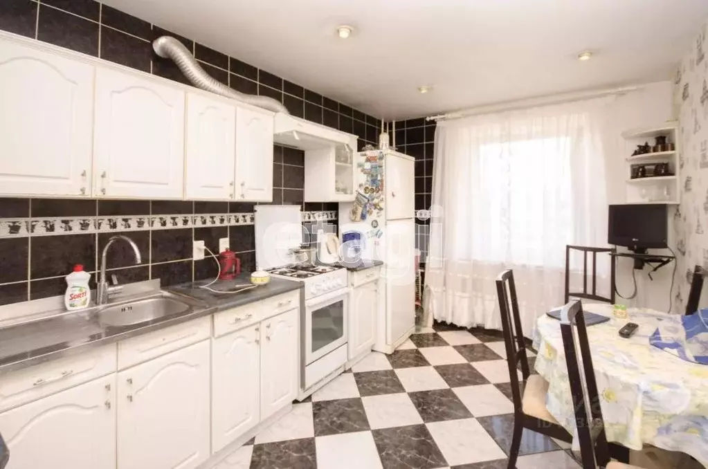 3-к кв. Саратовская область, Саратов проезд 2-й Станционный, 11/13 ... - Фото 2