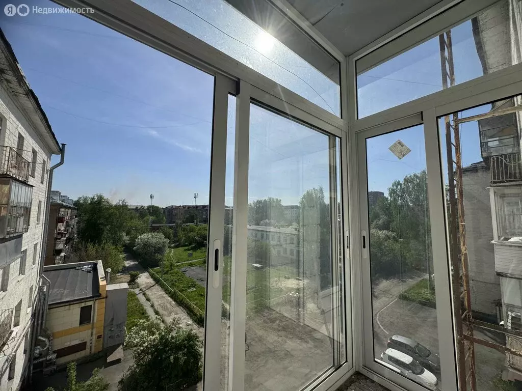 3-комнатная квартира: Нижний Тагил, улица Пархоменко, 22 (78.2 м) - Фото 1