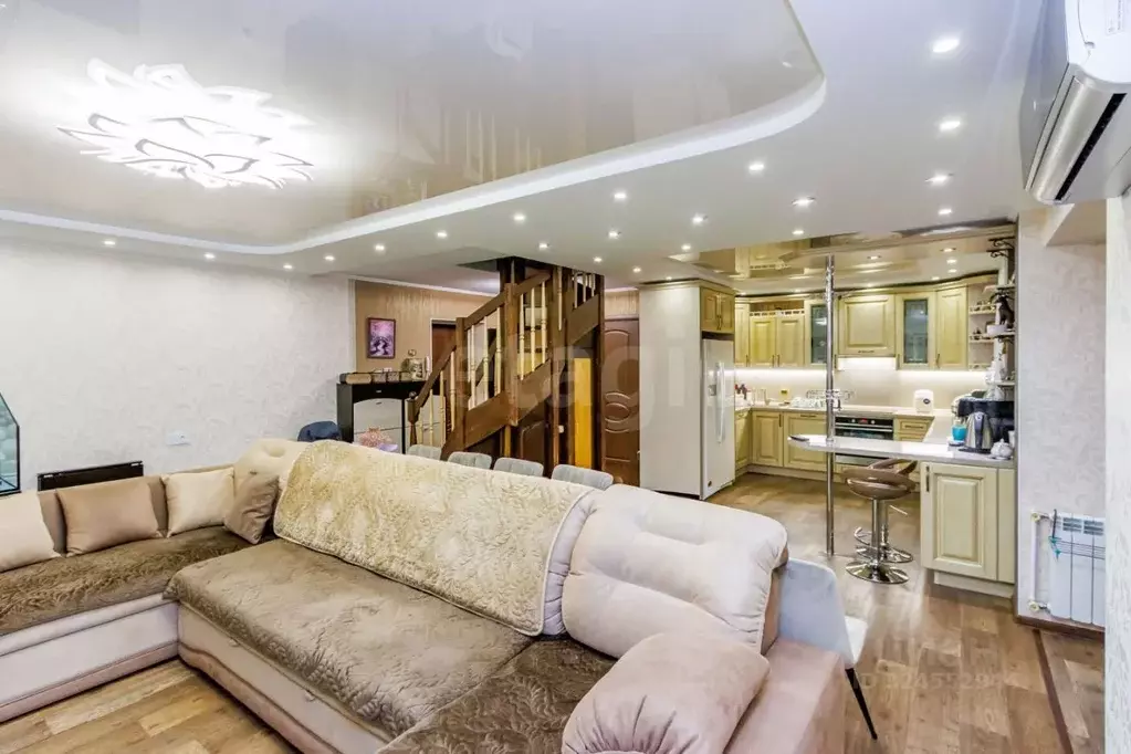 3-к кв. Тюменская область, Тюмень ул. Самарцева, 30 (99.7 м) - Фото 2