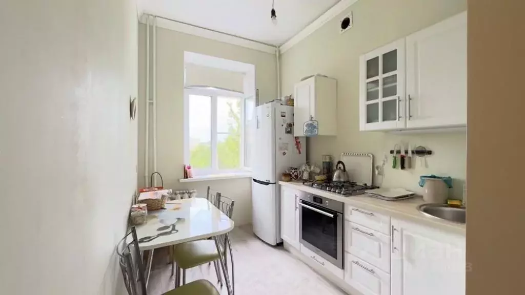 2-к кв. Волгоградская область, Волгоград ул. Дзержинского, 10 (51.2 м) - Фото 1