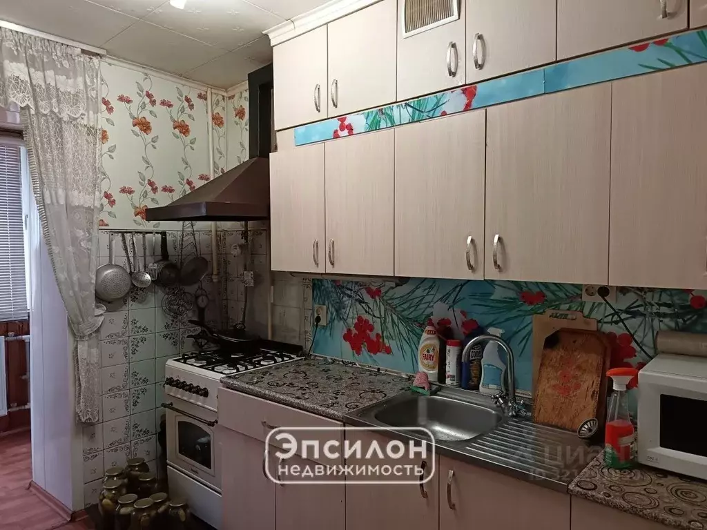 3-к кв. Курская область, Курск ул. 2-я Новоселовка, 5 (61.2 м) - Фото 2