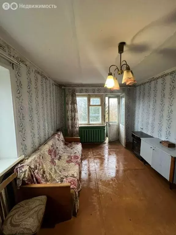 1-комнатная квартира: Старая Русса, улица Возрождения (32 м) - Фото 2