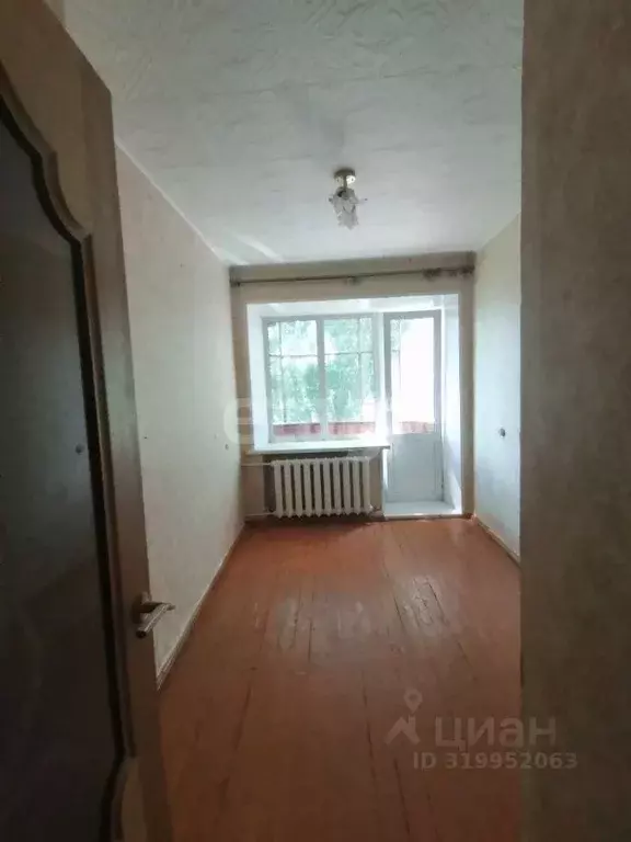 3-к кв. Челябинская область, Кыштым ул. Освобождения Урала, 4 (56.7 м) - Фото 0