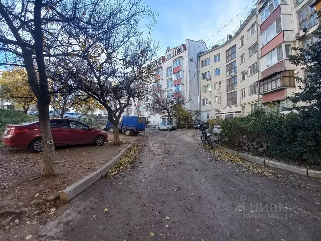 3-к кв. Севастополь ул. Хрусталева, 173 (75.8 м) - Фото 0