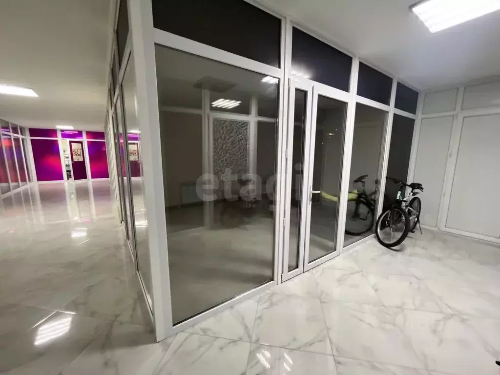 Торговая площадь в Краснодарский край, Геленджик Крымская ул., 22к9 ... - Фото 1