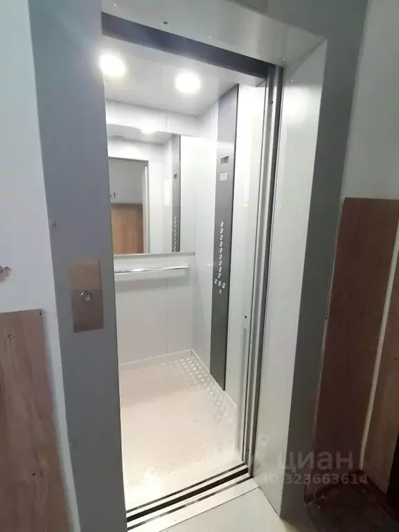 1-к кв. Омская область, Омск ул. Кирова, 26 (30.0 м) - Фото 2