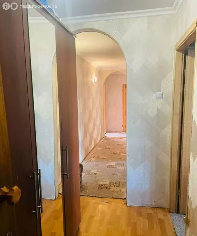3-комнатная квартира: Калининград, улица Маяковского, 8 (68.8 м) - Фото 1