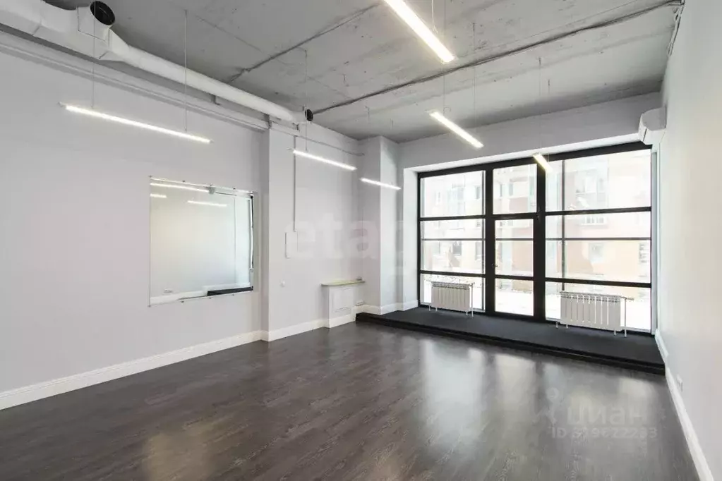 Помещение свободного назначения в Тюменская область, Тюмень Советская ... - Фото 1