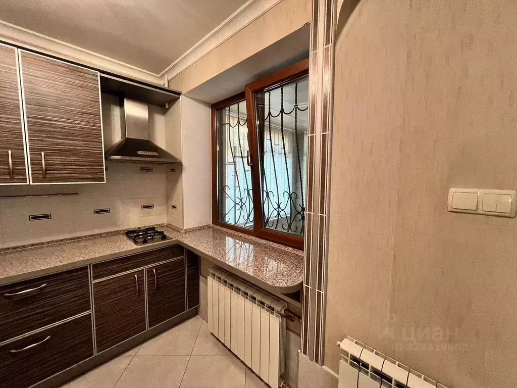 2-к кв. Крым, Симферополь ул. Кечкеметская, 97 (44.0 м) - Фото 2