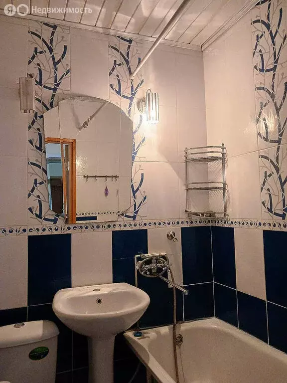 2-комнатная квартира: Нальчик, улица А.А. Кадырова, 33 (31 м) - Фото 0