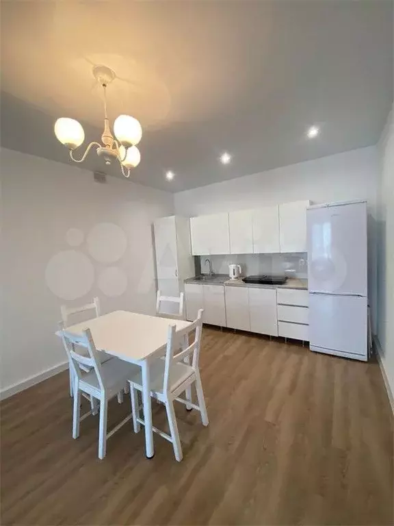 3-к. квартира, 90 м, 6/32 эт. - Фото 1
