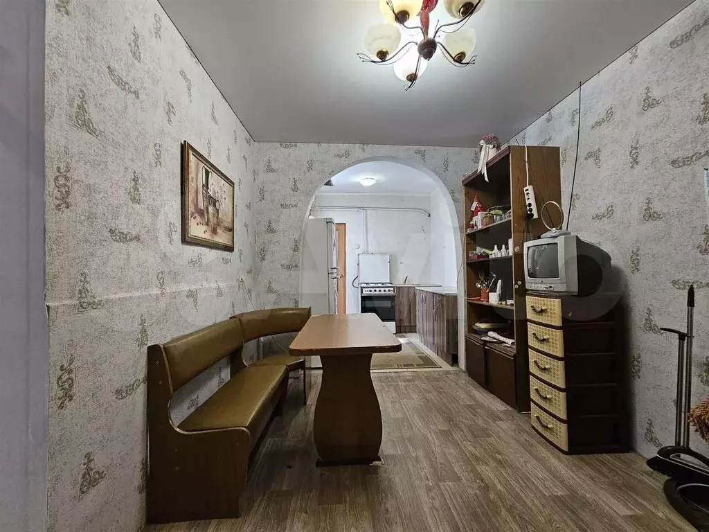 2-к. квартира, 60 м, 1/1 эт. - Фото 0