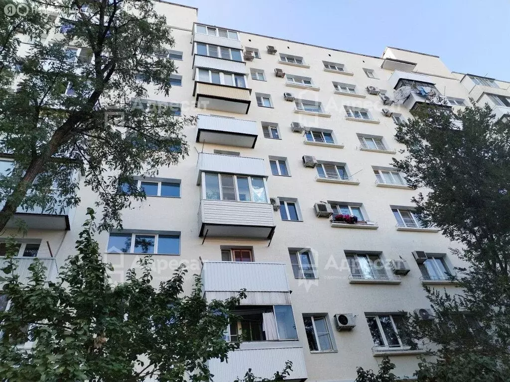 3-комнатная квартира: Волгоград, улица Генерала Штеменко, 54 (57.3 м) - Фото 0