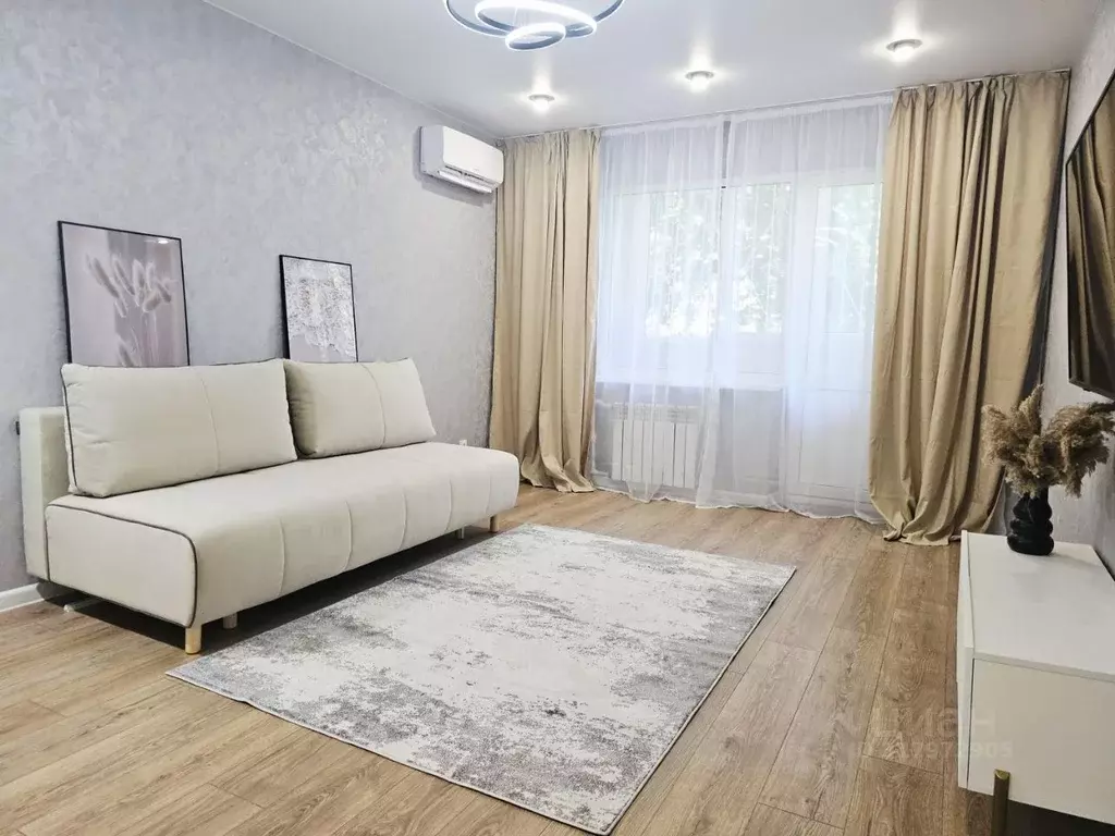 2-к кв. Краснодарский край, Новороссийск ул. Куникова, 36 (58.0 м) - Фото 0