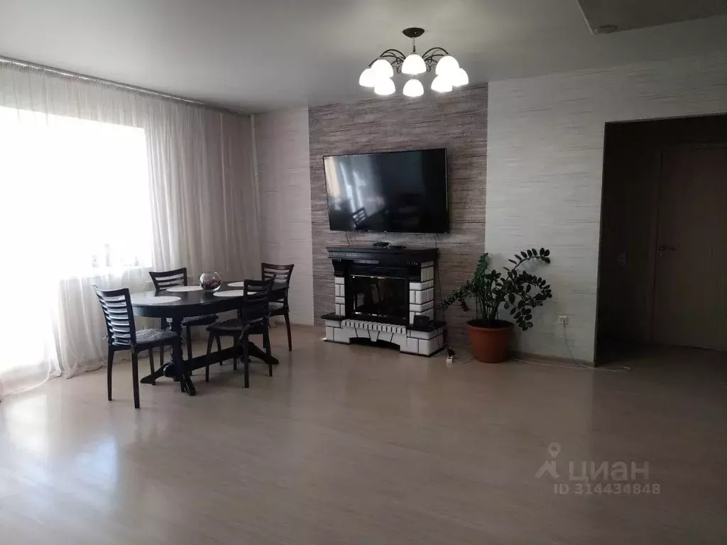 4-к кв. Алтайский край, Барнаул Взлетная ул., 3 (120.0 м) - Фото 1