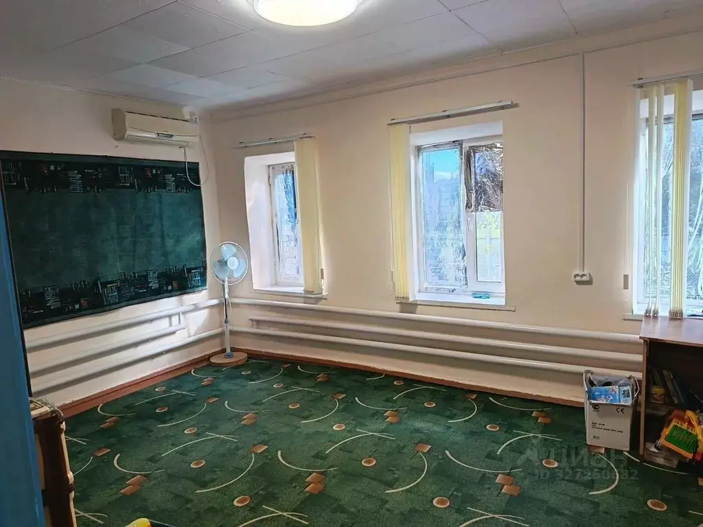 Дом в Краснодарский край, Тихорецкий район, Новорождественское с/пос, ... - Фото 2