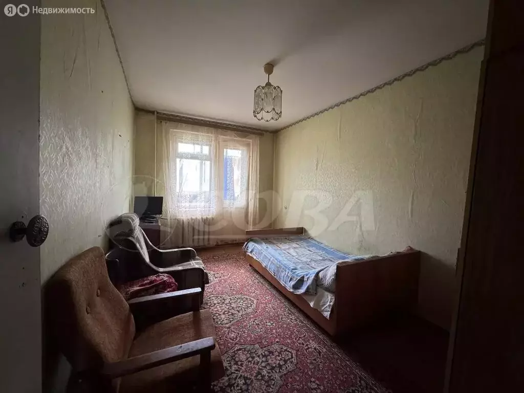 3-комнатная квартира: Тобольск, 10-й микрорайон, 6 (65 м) - Фото 1