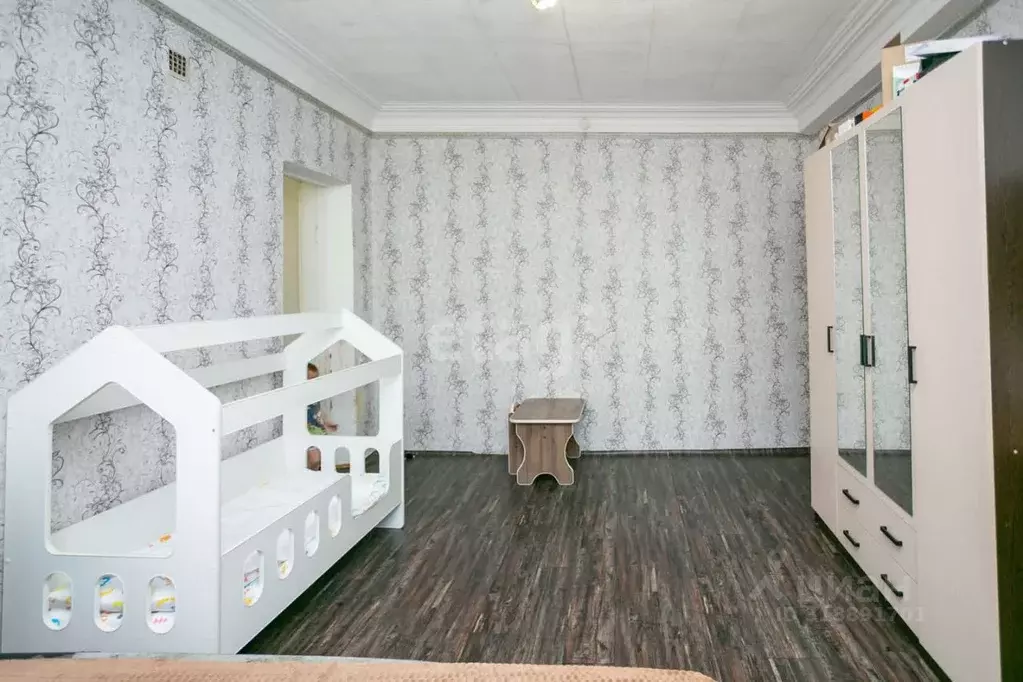 3-к кв. Хабаровский край, Хабаровск ДОС кв-л, 2 (63.8 м) - Фото 0