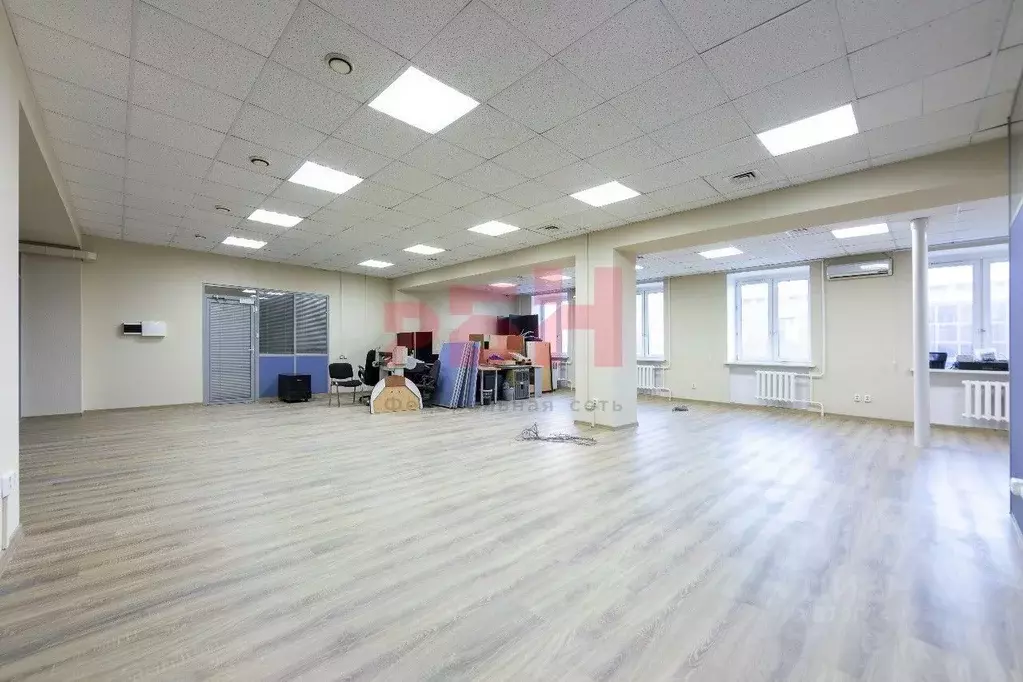 Офис в Тюменская область, Тюмень ул. Володарского, 14 (262 м) - Фото 2