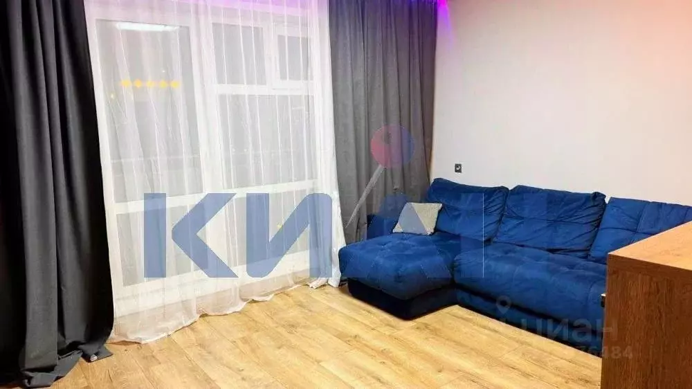 2-к кв. Красноярский край, Красноярск ул. Елены Стасовой, 50А (54.6 м) - Фото 0