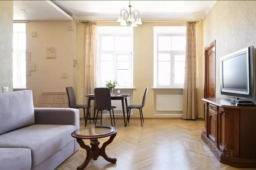 3-к кв. Санкт-Петербург ул. Полозова, 26 (75.0 м) - Фото 0