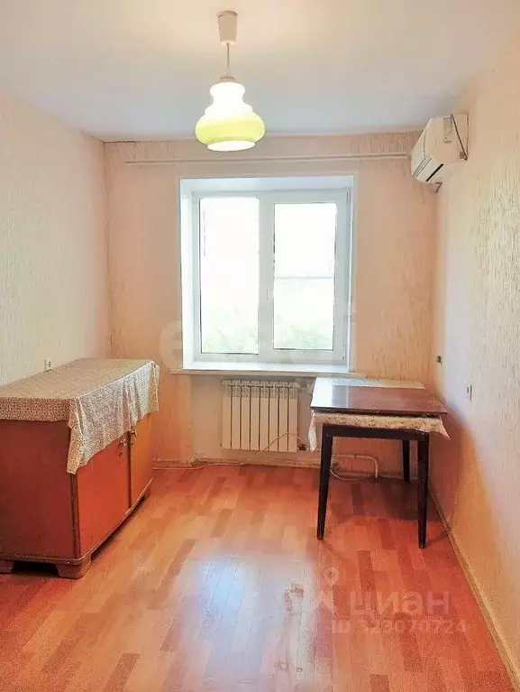 3-к кв. Волгоградская область, Волгоград ул. Елисеева, 8 (58.0 м) - Фото 2