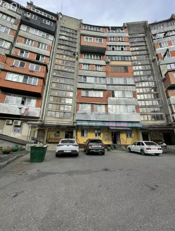 3-комнатная квартира: Владикавказ, проспект Доватора, 9 (70.1 м) - Фото 0