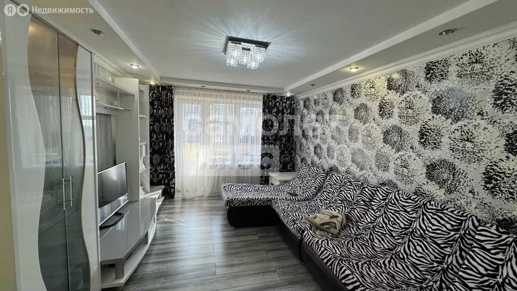 3-комнатная квартира: Тимашевск, улица Ковалёва, 108 (64 м) - Фото 1