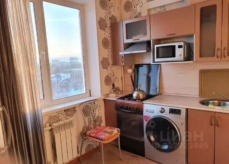 1-к кв. Татарстан, Набережные Челны 30-й комплекс, 9 (35.0 м) - Фото 0