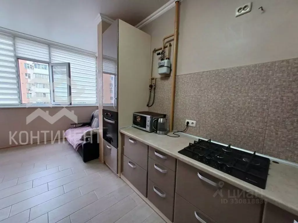 2-к кв. Крым, Евпатория просп. Победы, 85А (58.0 м) - Фото 1