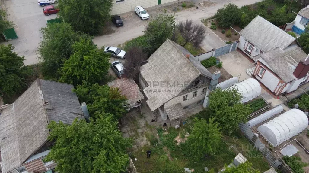 Дом в Волгоградская область, Волгоград ул. Венецианова, 17 (79 м) - Фото 0