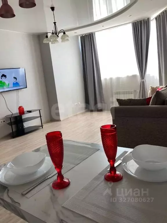 Студия Тюменская область, Тюмень ул. 50 лет ВЛКСМ, 13к1 (40.2 м) - Фото 2