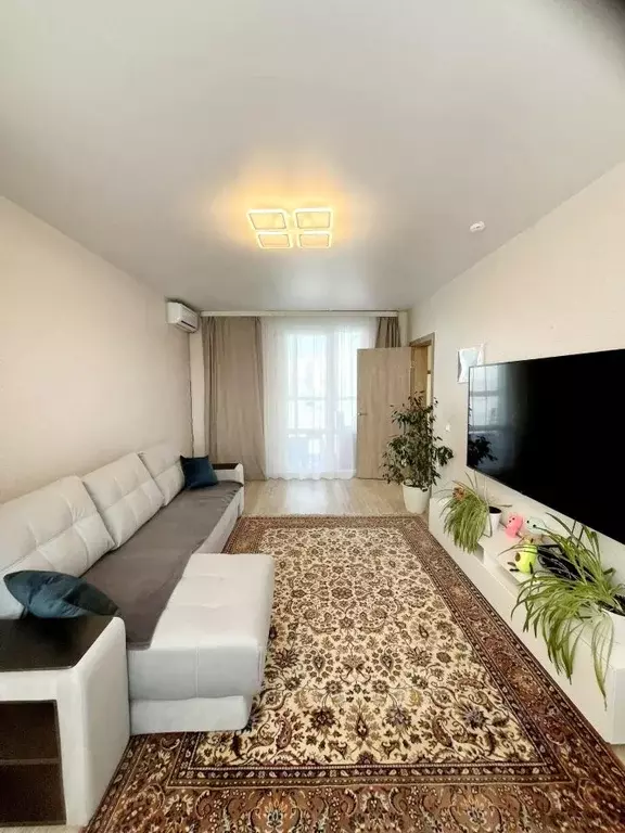 2-к кв. Воронежская область, Воронеж ул. Адмирала Чурсина, 10 (59.2 м) - Фото 1