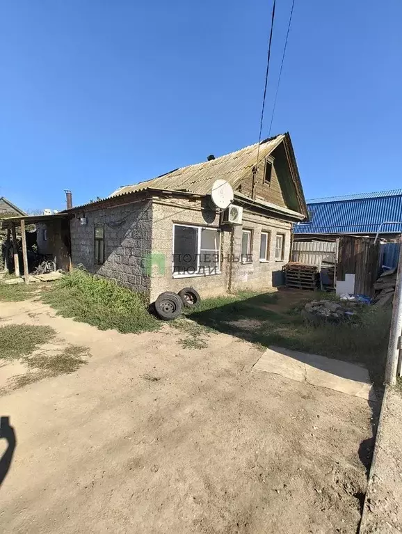 Дом в Астраханская область, Астрахань ул. 4-я Дорожная, 12 (70 м) - Фото 0