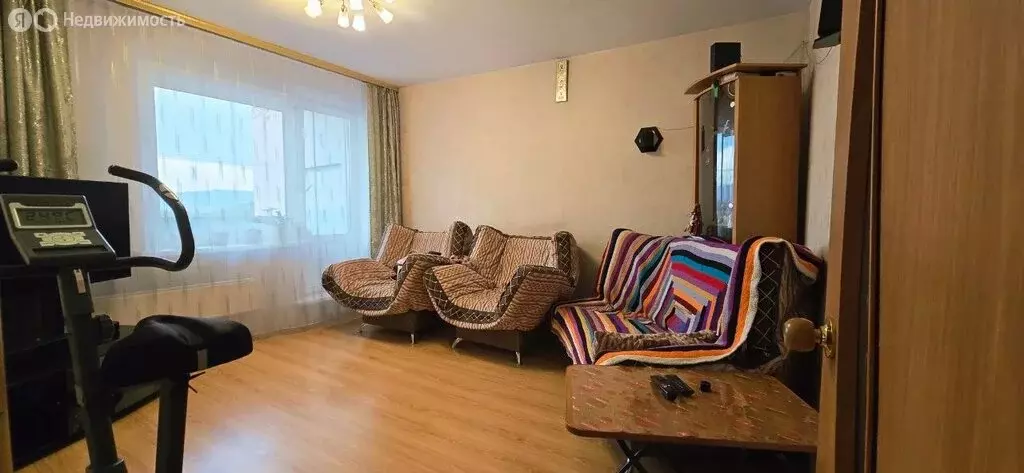 3-комнатная квартира: Улан-Удэ, микрорайон Тепличный, 8-й квартал, 2 ... - Фото 1