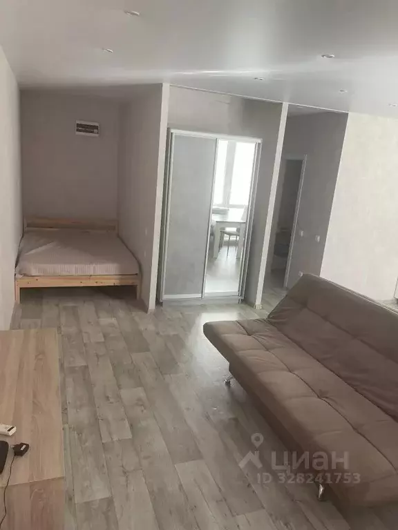 Студия Омская область, Омск Взлетная ул., 11/1 (36.0 м) - Фото 2