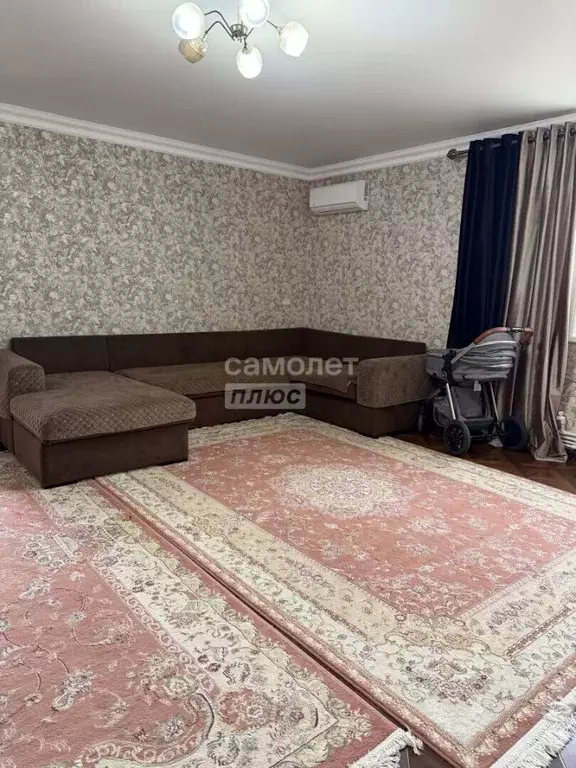 2-к кв. Дагестан, Каспийск ул. Индустриальная, 2Г (56.0 м) - Фото 1