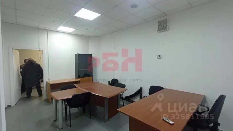 Офис в Самарская область, Самара ул. Водников, 26 (21 м) - Фото 1