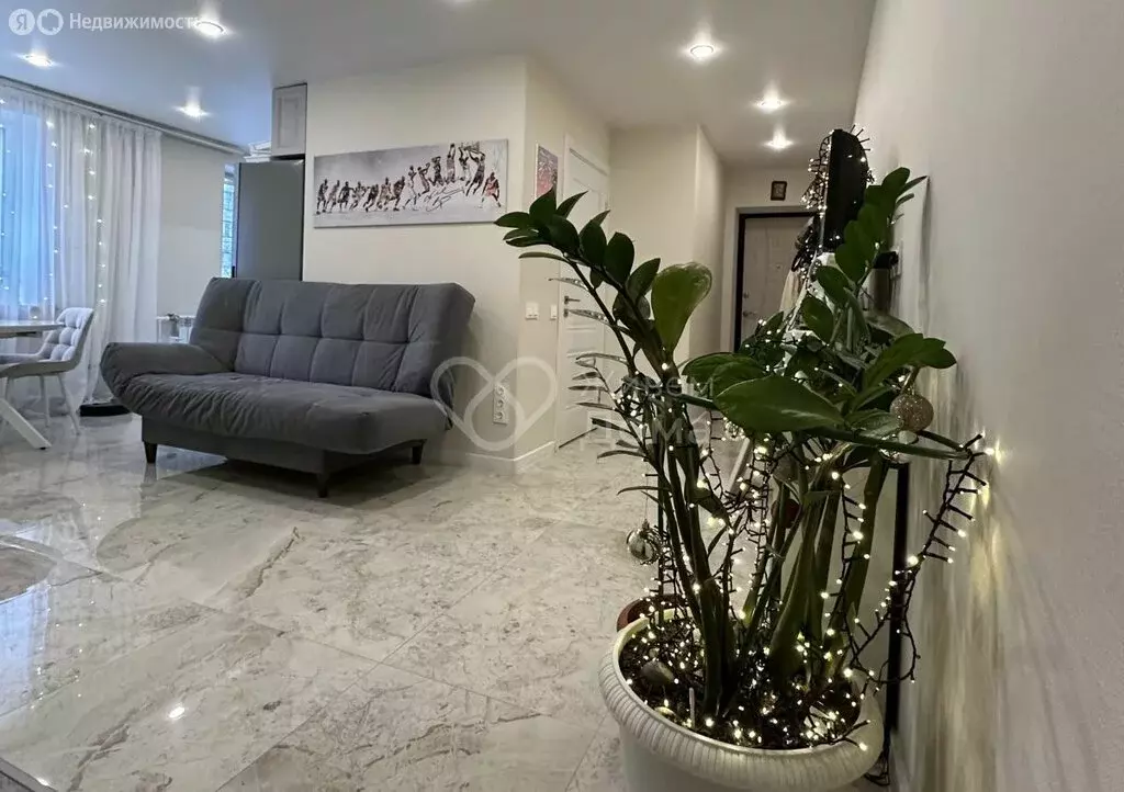 3-комнатная квартира: Волгоград, посёлок Ангарский, улица ... - Фото 1