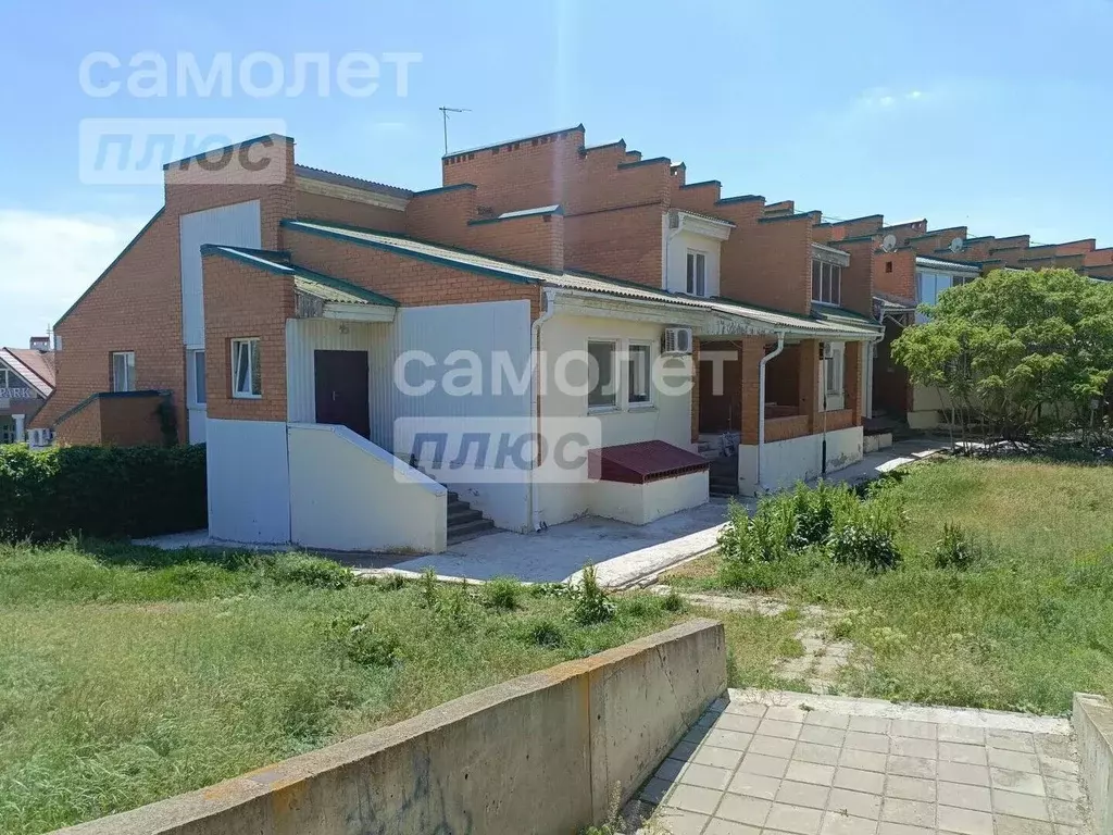 Дом в Калмыкия, Элиста Сити-Чесс кв-л,  (138 м) - Фото 1